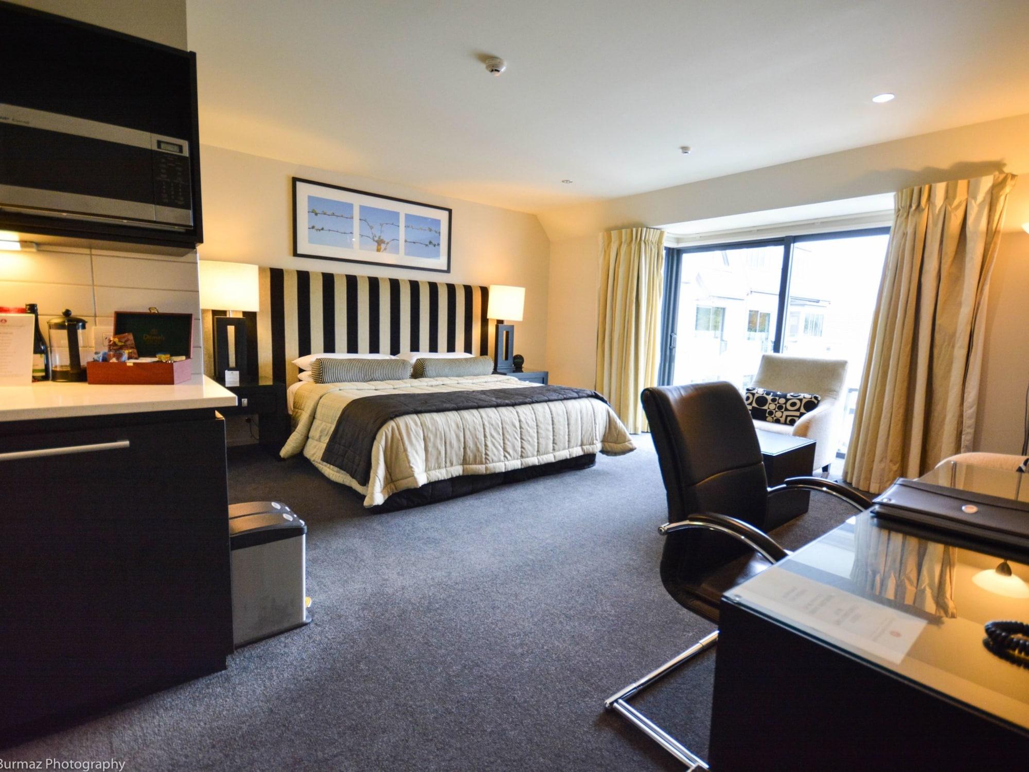 Carnmore Chateau Marlborough Blenheim Buitenkant foto A typical studio apartment