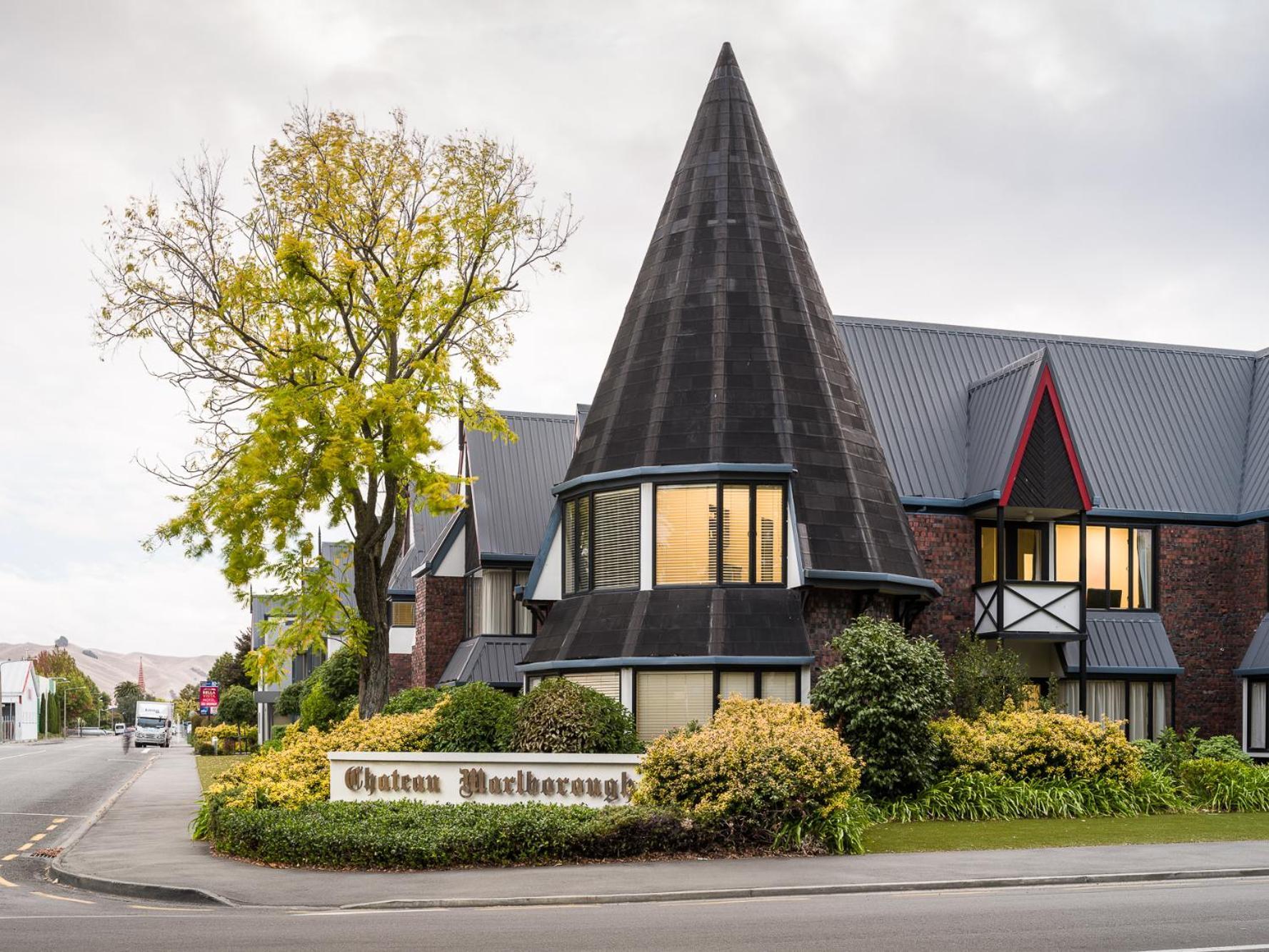 Carnmore Chateau Marlborough Blenheim Buitenkant foto The former headquarters of the New Zealand Broadcasting Corporation in Wellington