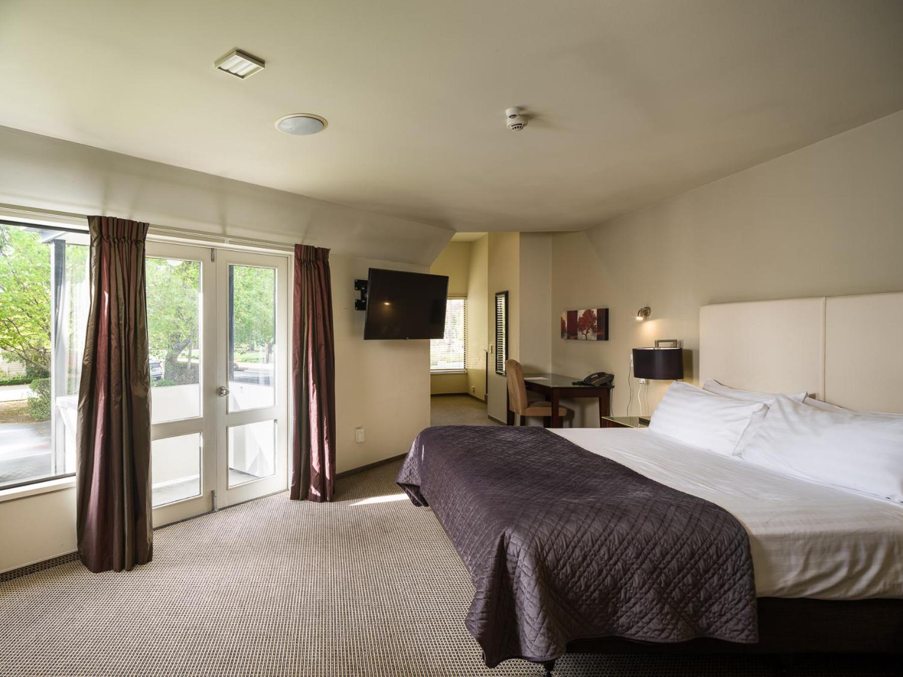 Carnmore Chateau Marlborough Blenheim Buitenkant foto A room at the hotel